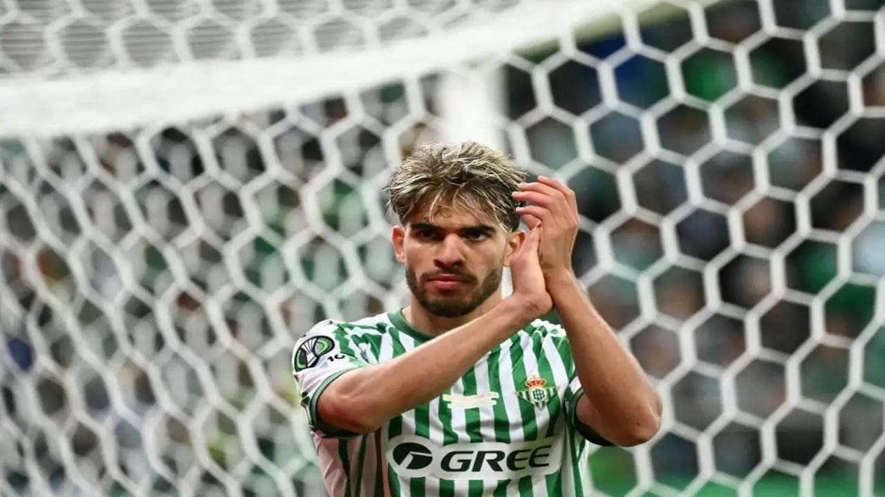 SNRT News | الزلزولي أفضل لاعب في ريال بيتيس عن شهر مارس